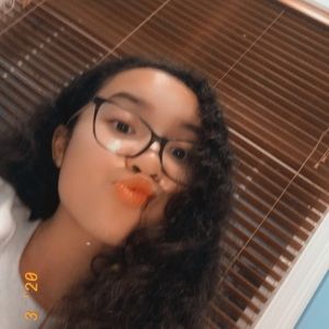 Meet your Posher, Katherine